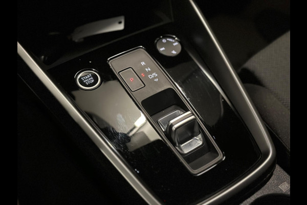 Audi A3 Sportback 40 TFSI e 3X S-Line|PANORAMA|KEYLESS