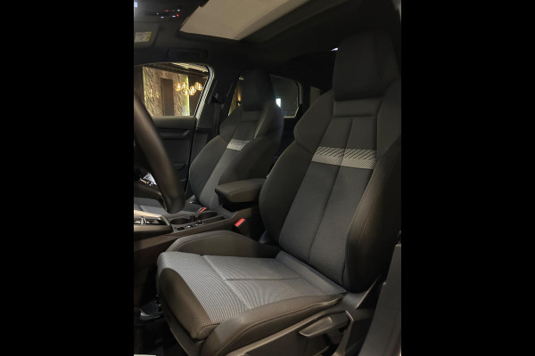 Audi A3 Sportback 40 TFSI e 3X S-Line|PANORAMA|KEYLESS