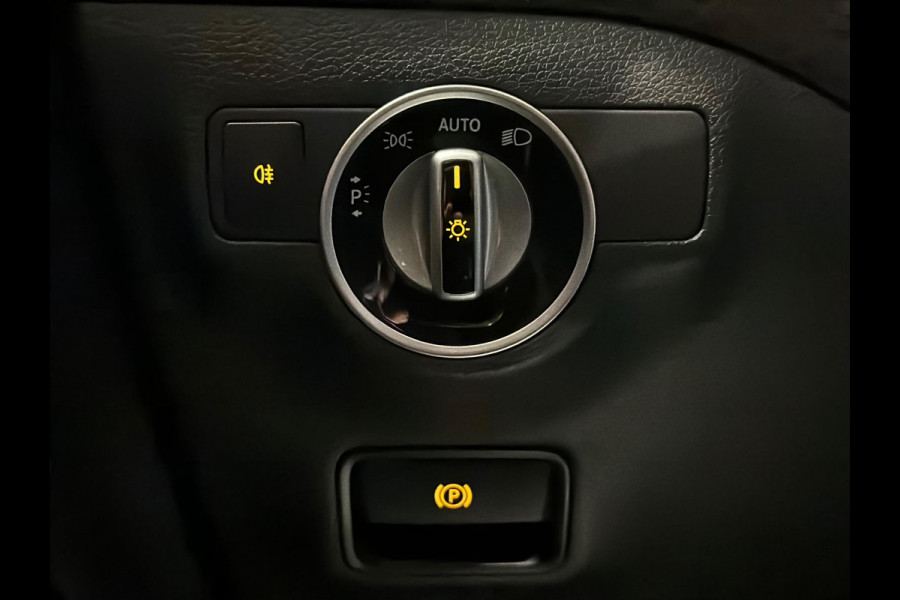 Mercedes-Benz A-Klasse 250 Sport AMG|PANO|LEDER|SFEER!