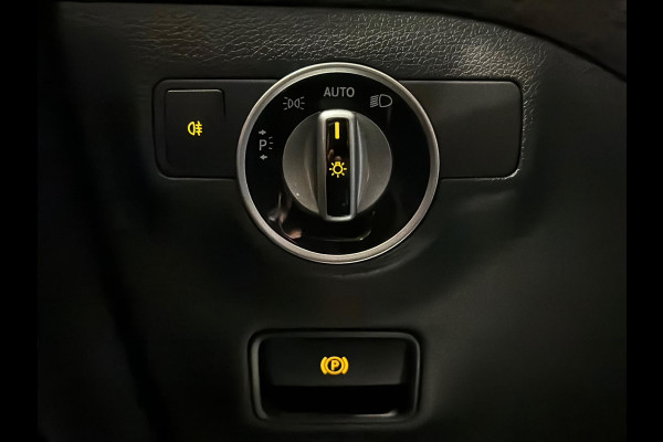 Mercedes-Benz A-Klasse 250 Sport AMG|PANO|LEDER|SFEER!