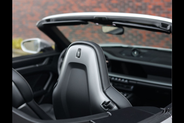 Porsche 911 Cabrio 3.0 Carrera 4 S | Chrono - Lift - 360 -