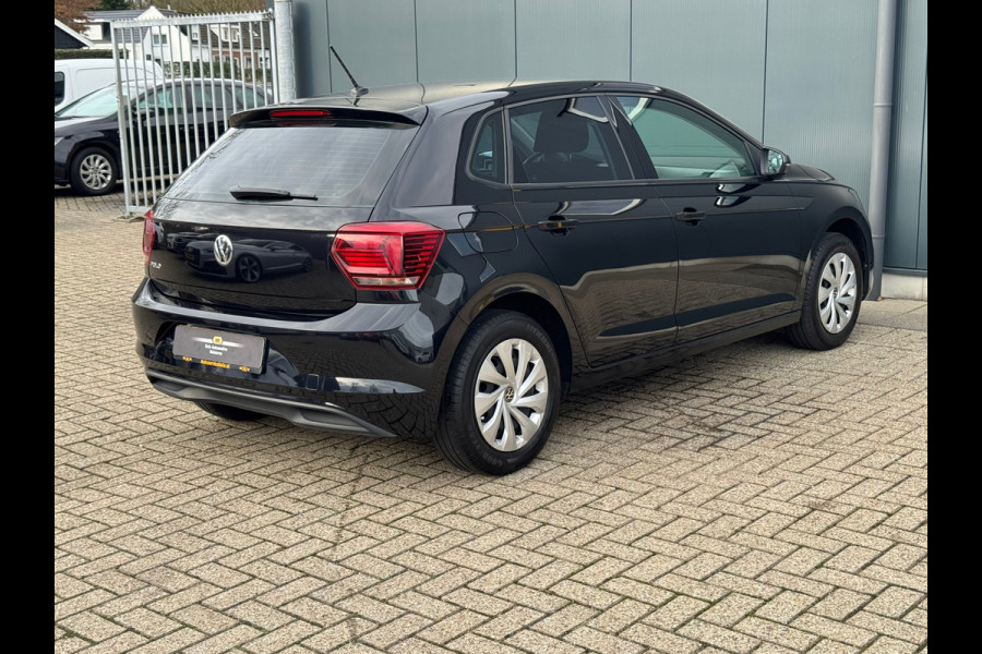 Volkswagen Polo 1.0 MPI Comfortline * Carplay * Cruise Control * Getint Glas *
