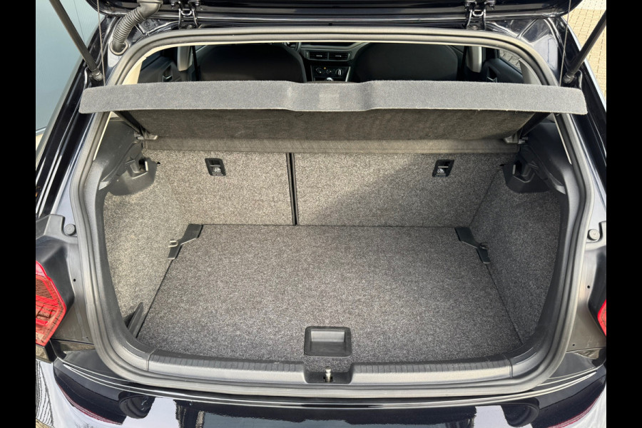 Volkswagen Polo 1.0 MPI Comfortline * Carplay * Cruise Control * Getint Glas *