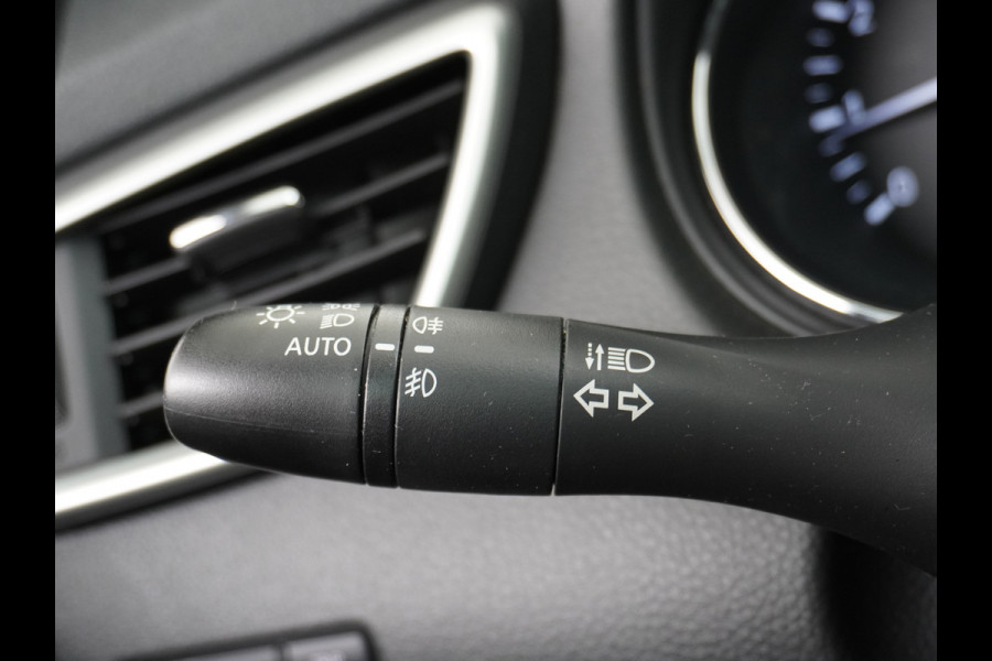 Nissan QASHQAI DIG-T 116PK AUT. Pano-Dak Leer+Elektr.+Verwarmd 360°Camera Automaat Navi TrekhaakPdc Tekna Lmv Led Stoelverwarming Bluetooth Isofix Origineel Nederlandse Auto