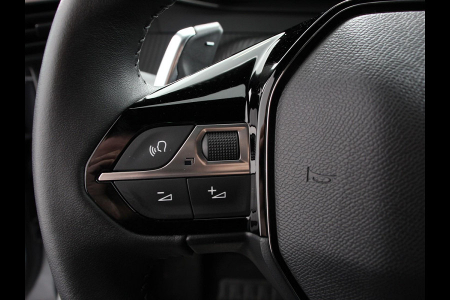 Peugeot 2008 1.2 Hybrid 136 pk Automaat Allure | Navigatie | Apple Carplay/Android Auto | Climate Control | Dab | Led | Parkeer sensoren | Cruise Control | Stoelverwarming