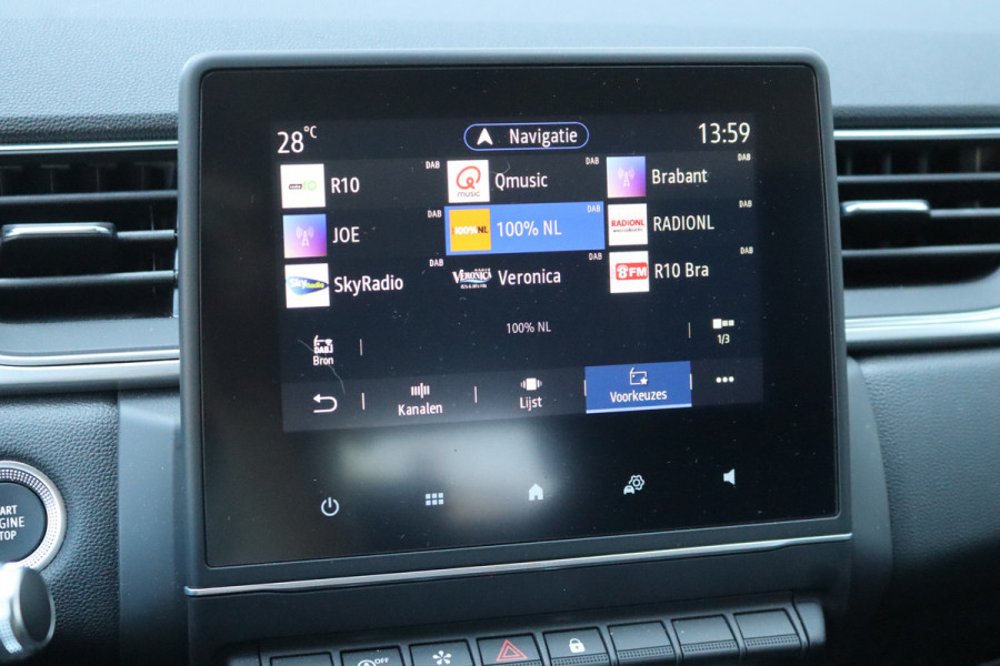 Renault Captur 1.3 TCe 140PK Intens Navigatie/Trekhaak/Camera/18-Inch