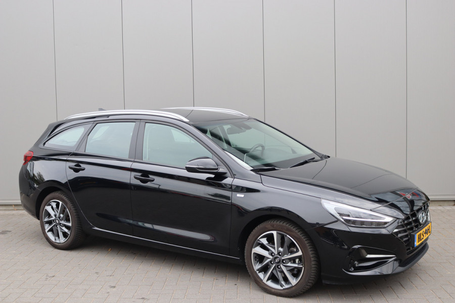 Hyundai i30 Wagon 160PK T-GDi Hybrid Automaat Comfort Navigatie/Camera/Parkeerhulp/Winter-pack