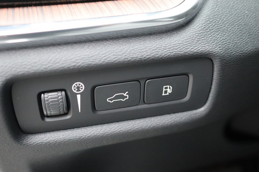 Volvo V60 2.0 T8 390PK Recharge AWD Inscription Trekhaak-2000KG/360-camera/Winter-pack/Memory-stoel