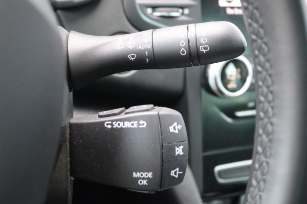 Renault Mégane 1.3 TCe 140PK Automaat Intens Carplay-android/Parkeerhulp/Keyfree/Cruise-control