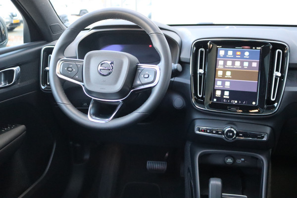 Volvo C40 Recharge Core 69 kWh 232PK Winterpack/Camera/Panoramadak/Cruise-Control