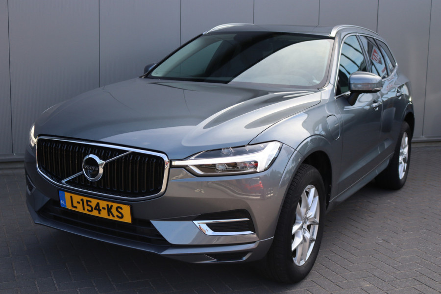 Volvo XC60 2.0 T8 Twin Engine AWD Momentum Pro Open-dak/Trekhaak/Camera/Leder/Carplay-android