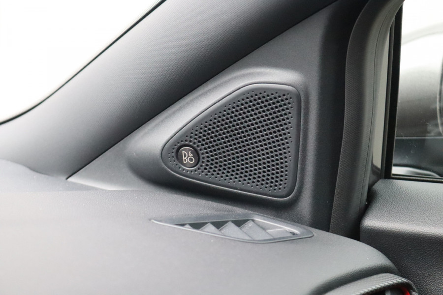 Ford Puma 125PK EcoB. Hybrid ST-Line X Navigatie/Camera/Elektr.-klep/Parkeerhulp