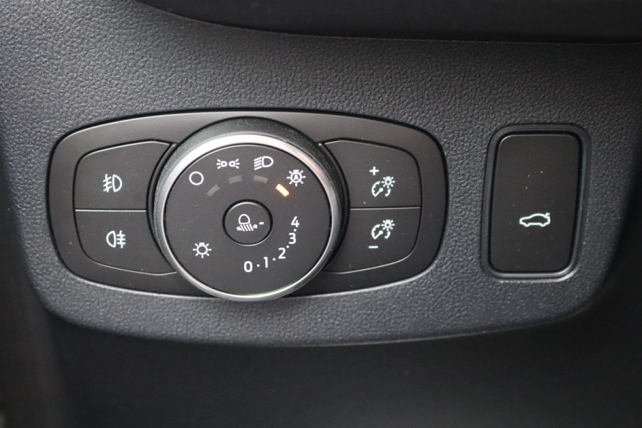 Ford Puma 125PK EcoB. Hybrid ST-Line X Navigatie/Camera/Elektr.-klep/Parkeerhulp