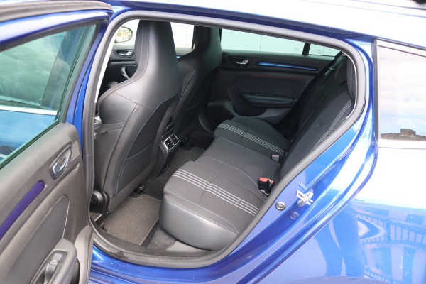 Renault MEGANE Estate 1.3 TCe 140PK Automaat GT-Line Trekhaak-1700KG/Gr.-Navigatie/Parkeerhulp