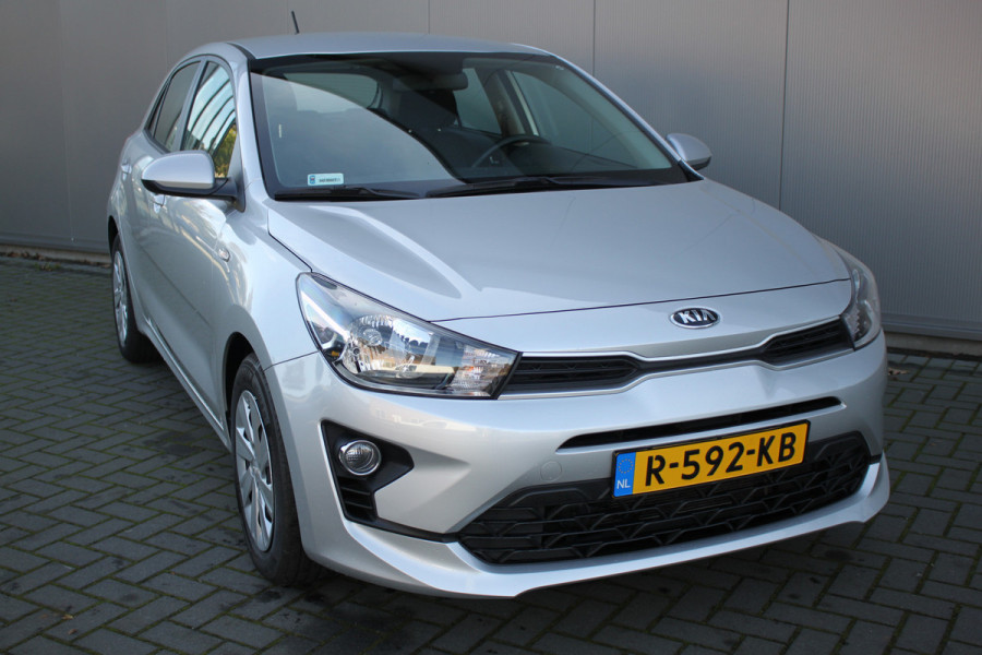 Kia Rio 1.2I 83PK ComfortLine Airco/Bluetooth/Parkeerhulp/Stoelverwarming