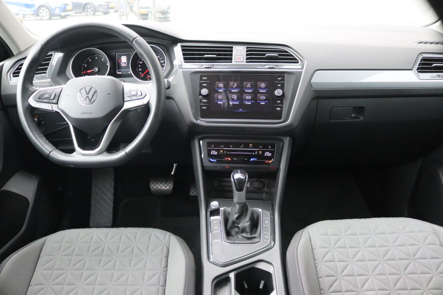 Volkswagen Tiguan 1.5 TSI 150PK Automaat Life Navigatie/Camera/Stoelverwarming/Keyless