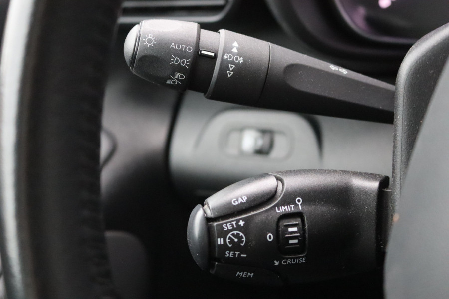 Toyota PROACE CITY Verso 1.2 Turbo 110PK Dynamic Camera/Adaptive-cruise/Stoelverwarming/Panoramadak