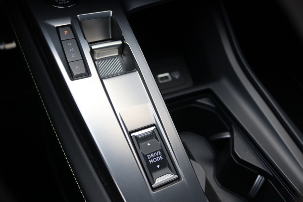 Peugeot 308 SW 1.6 Plug-in Hybrid PHEV 180PK GT Open-dak/Winter-pack/Matrix-LED/Keyfree