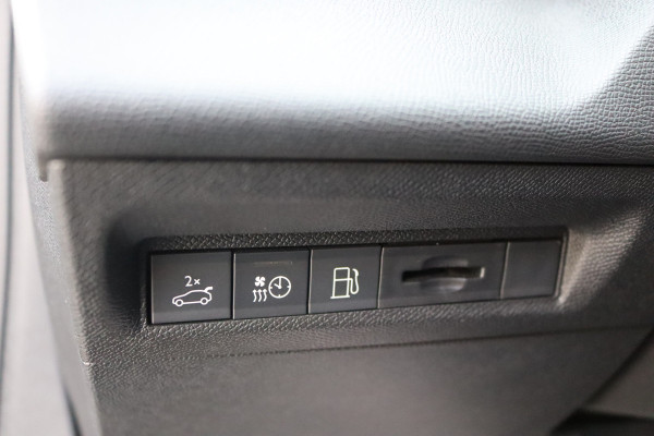 Peugeot 308 SW 1.6 Plug-in Hybrid PHEV 180PK GT Open-dak/Winter-pack/Matrix-LED/Keyfree