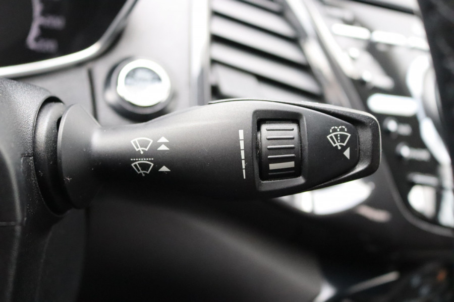 Ford EcoSport 125PK EcoB. Titanium S Trekhaak/Cruise-control/Camera/Stoelverwarming