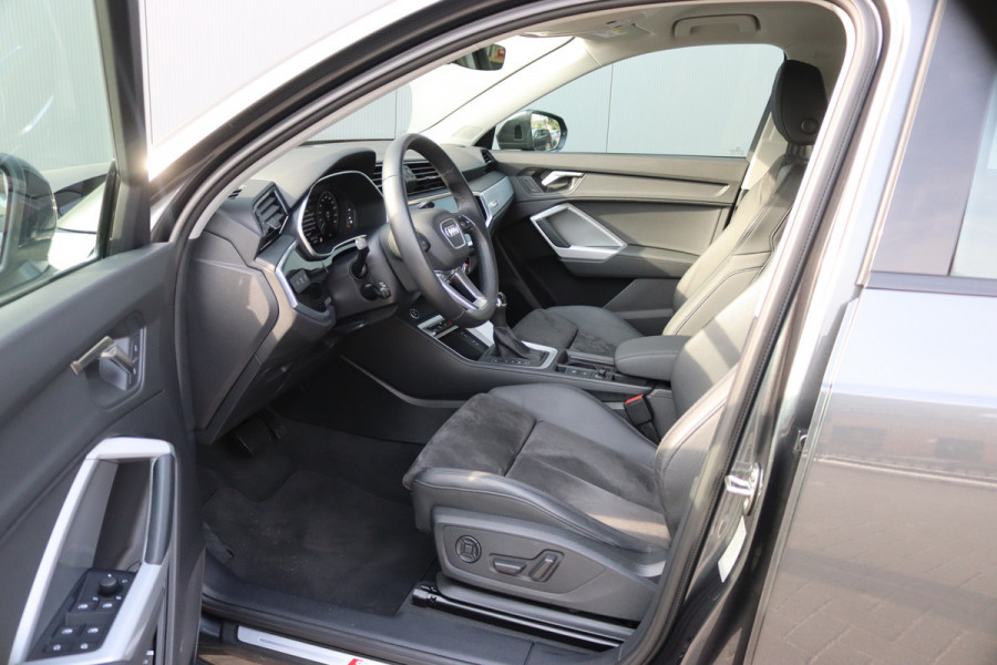 Audi Q3 45 TFSI e PHEV S-line Carplay-android/Camera/Memory-stoel/Stoelverwarming/Keyfree/Full-LED