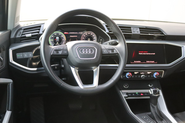 Audi Q3 45 TFSI e PHEV S-line Carplay-android/Camera/Memory-stoel/Stoelverwarming/Keyfree/Full-LED