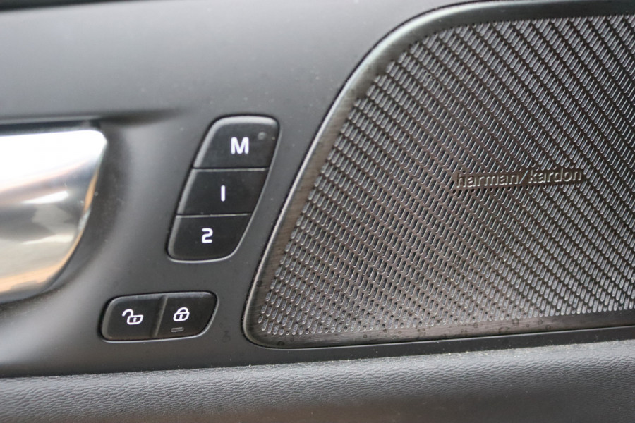 Volvo V60 2.0 T8 390PK Recharge AWD Inscription Trekhaak-2000KG/360-camera/Pano-dak/Winter-pack/Memory-stoel