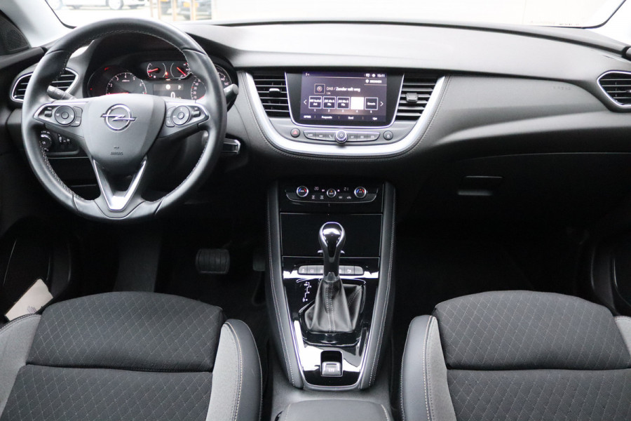 Opel Grandland X 1.2 Turbo 130PK Automaat Business Trekhaak/Camera/Navigatie/Parkeerhulp