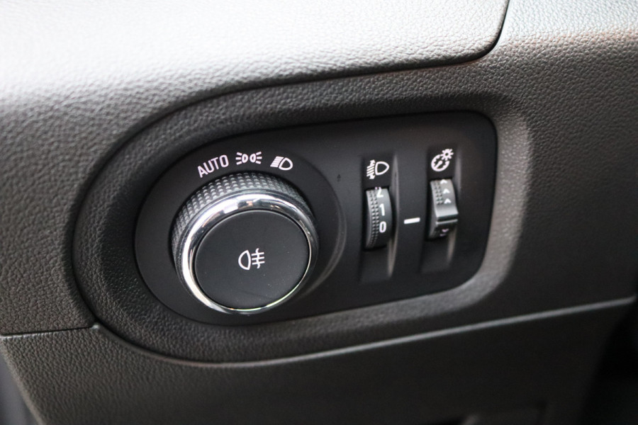 Opel Grandland X 1.2 Turbo 130PK Automaat Business Trekhaak/Camera/Navigatie/Parkeerhulp
