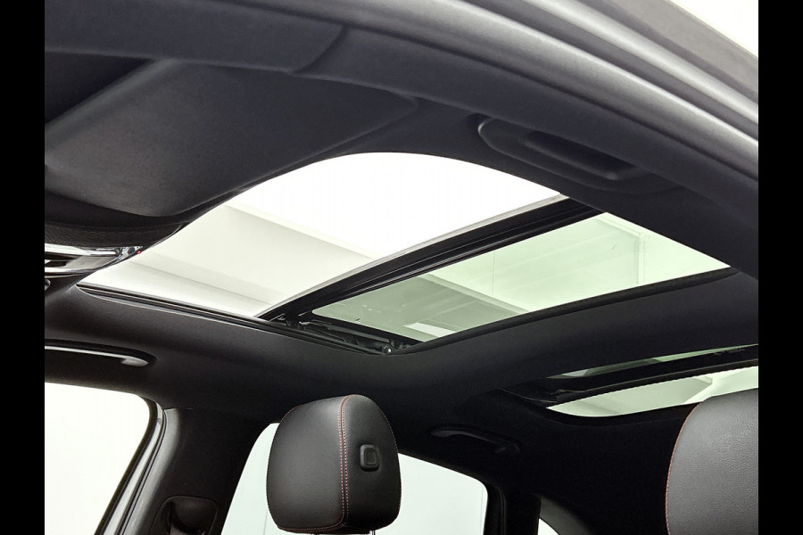 Mercedes-Benz B-Klasse 180 Business Solution AMG Panoramadak | Lichtmetalen velgen | MBUX  wide screen | navigatie | Parking support | Sfeerverlichting | Inclusief 24 maanden MB Certified garantie voor Europa.