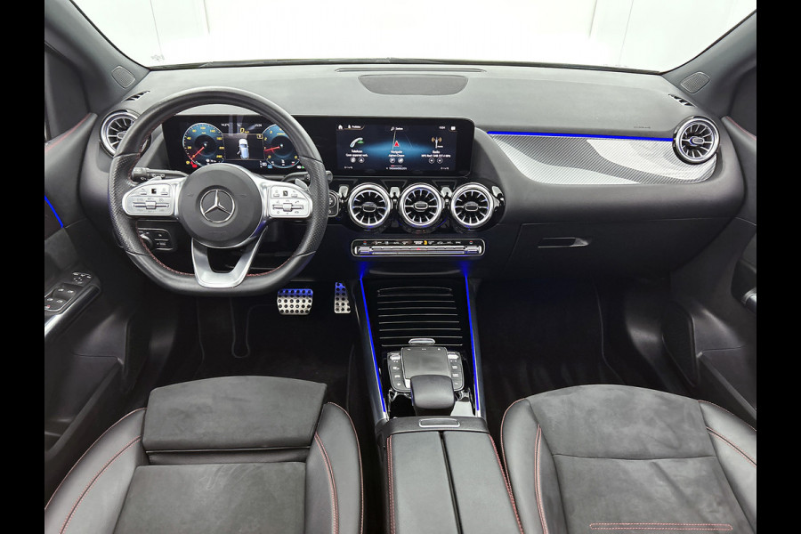 Mercedes-Benz B-Klasse 180 Business Solution AMG Panoramadak | Lichtmetalen velgen | MBUX  wide screen | navigatie | Parking support | Sfeerverlichting | Inclusief 24 maanden MB Certified garantie voor Europa.