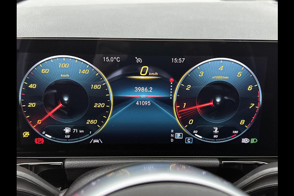 Mercedes-Benz B-Klasse 180 Business Solution AMG Panoramadak | Lichtmetalen velgen | MBUX  wide screen | navigatie | Parking support | Sfeerverlichting | Inclusief 24 maanden MB Certified garantie voor Europa.