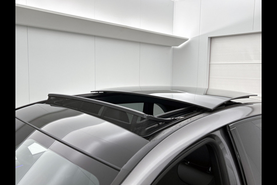 Mercedes-Benz B-Klasse 180 Business Solution AMG Panoramadak | Lichtmetalen velgen | MBUX  wide screen | navigatie | Parking support | Sfeerverlichting | Inclusief 24 maanden MB Certified garantie voor Europa.