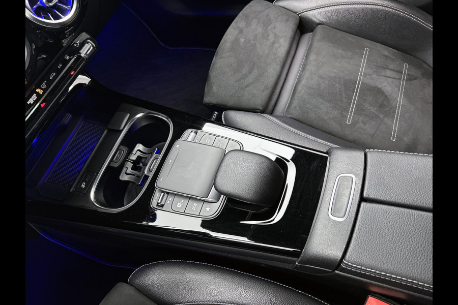 Mercedes-Benz A-Klasse 250 e Business Solution AMG Limited 5 Spaaks lichten metalen | MBUX wide screen | Navigatie | Parking support met camera achter | Inclusief 24 maanden MB Certified garantie voor Europa.
