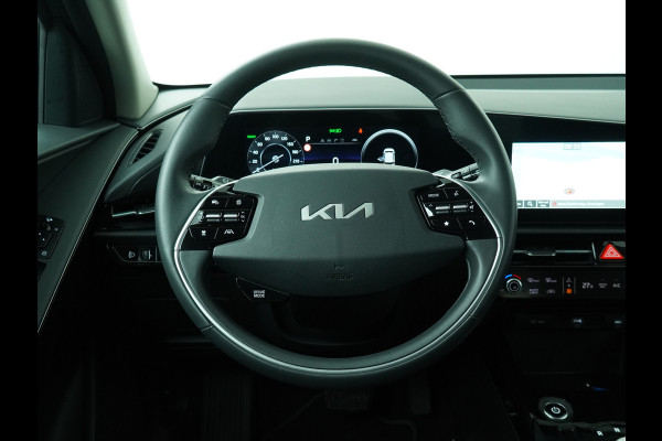 Kia Niro EV DynamicLine 64.8 kWh Airco - Apple Carplay/Android Auto - Cruise Control - Navigatie - Vervolgbotsing Preventie - Fabrieksgarantie tot 06-2031