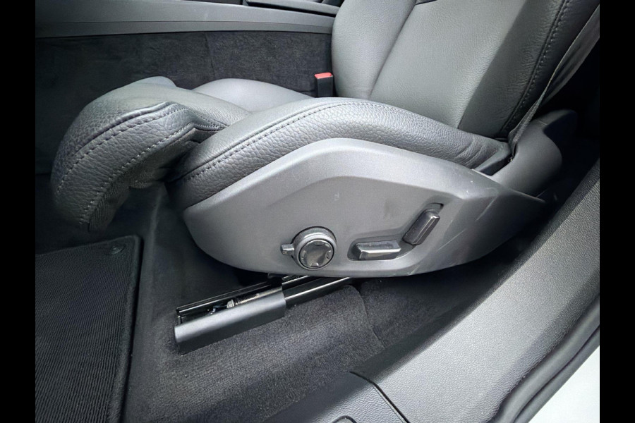 Volvo XC60 2.0 T8 Plug-in hybrid Plus Black Edition 455PK Long Range | Skyroof | FOUR-C | 21" | Stoel- stuurverwaming | 360 Camera