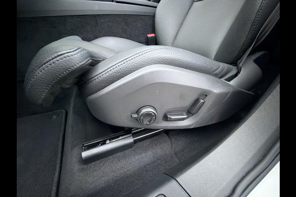 Volvo XC60 2.0 T8 Plug-in hybrid Plus Black Edition 455PK Long Range | Skyroof | FOUR-C | 21" | Stoel- stuurverwaming | 360 Camera