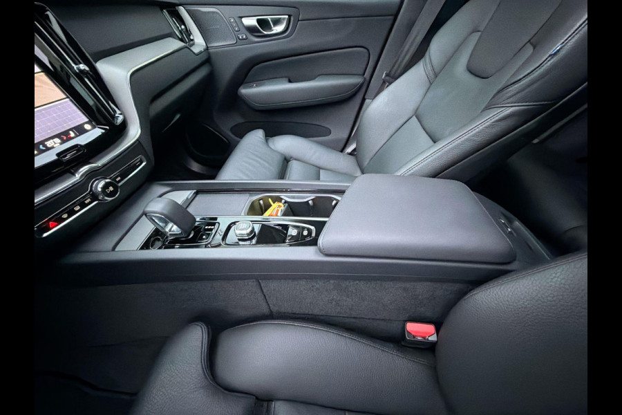 Volvo XC60 2.0 T8 Plug-in hybrid Plus Black Edition 455PK Long Range | Skyroof | FOUR-C | 21" | Stoel- stuurverwaming | 360 Camera