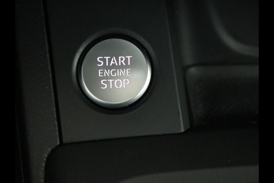 Audi A4 1.4 TFSI Edition | Sportstoelen | Full LED | Navigatie | Parkeerhulp | Climate control | Bluetooth | Cruise control