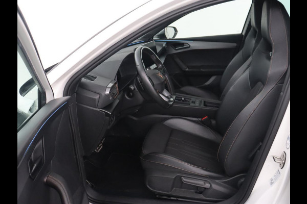 CUPRA Leon 1.4 eHybrid VZ | 245pk | Stoelverwarming | Carplay | Camera | Sfeerverlichting | Navigatie | Adaptive cruise | Keyless | Sportstoelen | 19'' | Full LED | Stuurverwarming | PHEV | Plug In