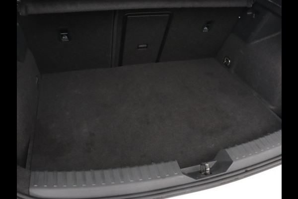 CUPRA Leon 1.4 eHybrid VZ | 245pk | Stoelverwarming | Carplay | Camera | Sfeerverlichting | Navigatie | Adaptive cruise | Keyless | Sportstoelen | 19'' | Full LED | Stuurverwarming | PHEV | Plug In