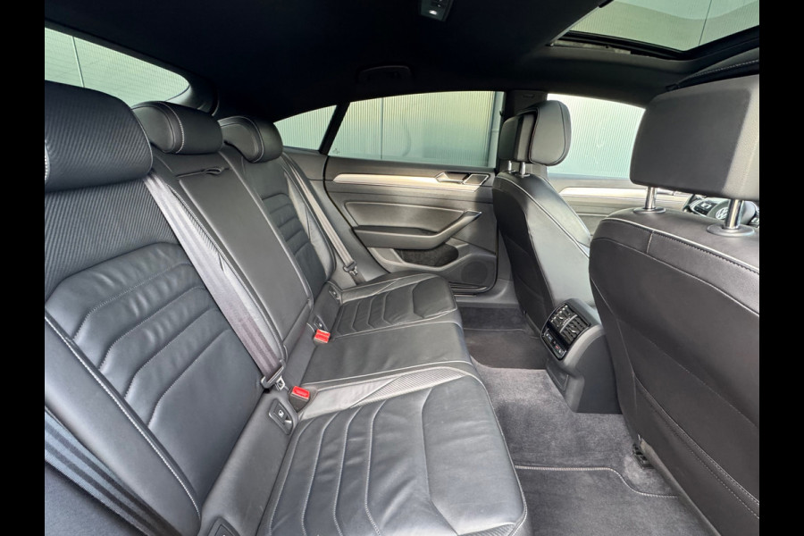 Volkswagen Arteon 2.0 TSI R-Line BlackStyle * Sideassistent * Rondomzichtcamera * Adaptieve Cruise * Visueel Cockpit *