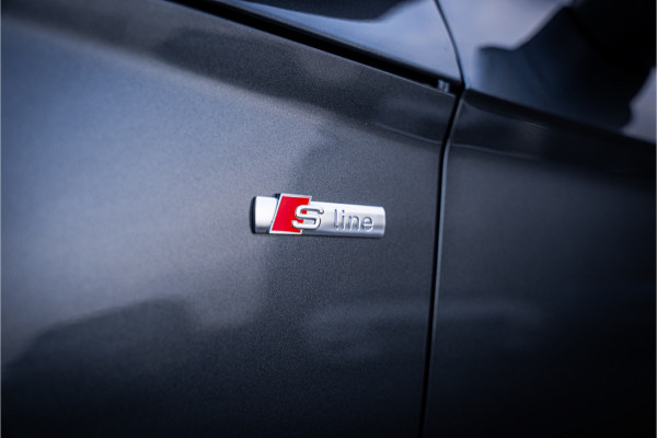 Audi Q5 Sportback 50 TFSI e S edition - Panorama | RS Seats | Luchtvering | B&O | Elek. Trekhaak | 360 Camera