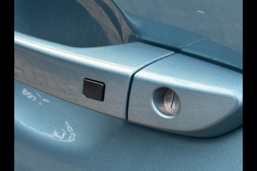 Hyundai Kona EV Premium 64 kWh