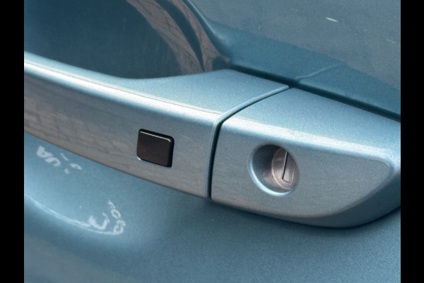 Hyundai Kona EV Premium 64 kWh