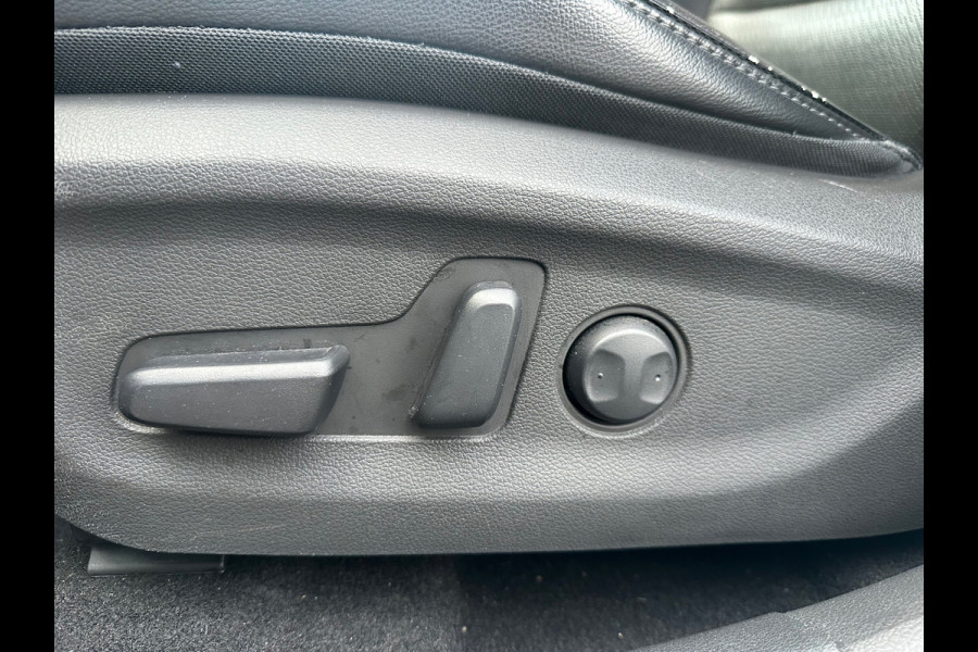 Hyundai Kona EV Premium 64 kWh