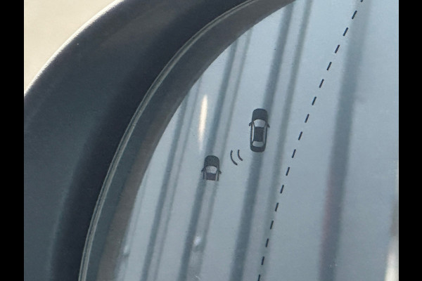 Hyundai Kona EV Premium 64 kWh