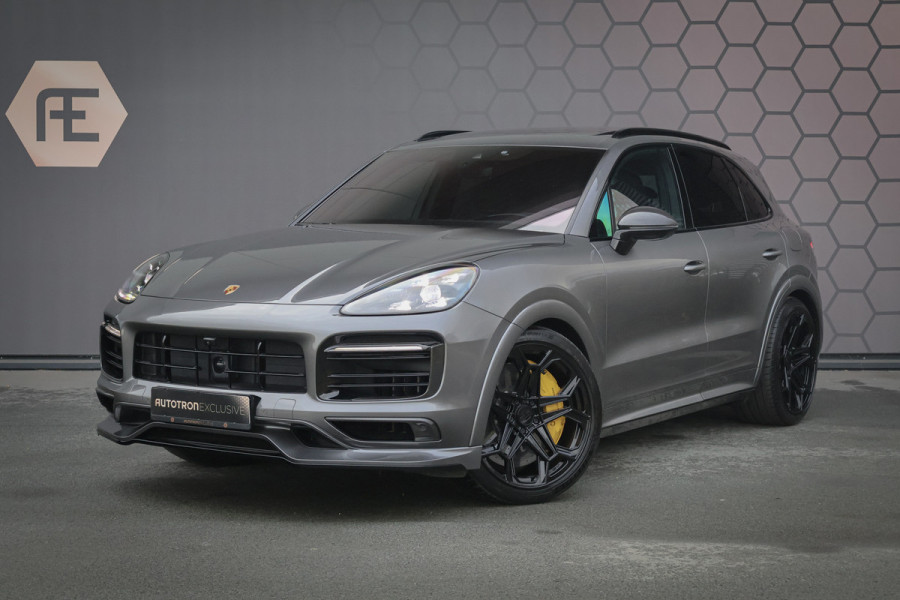 Porsche Cayenne 3.0 E-Hybrid | NP € 222.577,- | KERAMISCHE REMMEN | 40K TECHART | CLANCK AUDIO | FULL PPF | PASM | PDCC | PCCB | PDLS+ | PANORAM INTERIEURPAKKET CARBON | DIMMENDE SPIEGELS | CARBON SPIEGELKAPPEN |