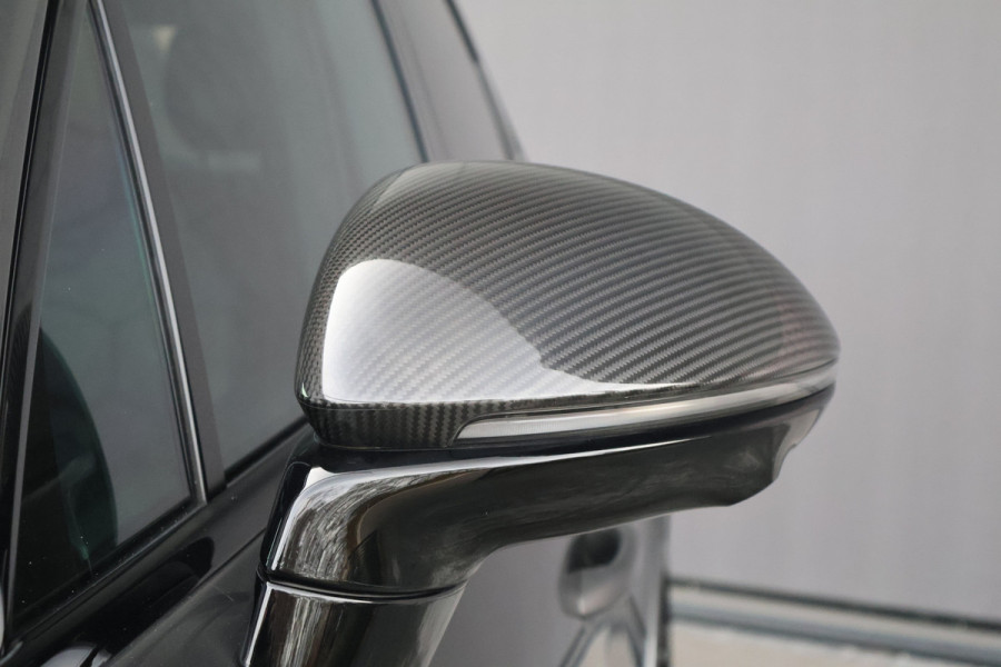 Porsche Cayenne 3.0 E-Hybrid | NP € 222.577,- | KERAMISCHE REMMEN | 40K TECHART | CLANCK AUDIO | FULL PPF | PASM | PDCC | PCCB | PDLS+ | PANORAM INTERIEURPAKKET CARBON | DIMMENDE SPIEGELS | CARBON SPIEGELKAPPEN |