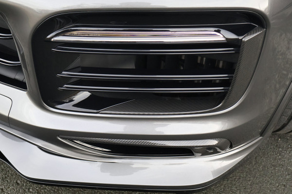 Porsche Cayenne 3.0 E-Hybrid | NP € 222.577,- | KERAMISCHE REMMEN | 40K TECHART | CLANCK AUDIO | FULL PPF | PASM | PDCC | PCCB | PDLS+ | PANORAM INTERIEURPAKKET CARBON | DIMMENDE SPIEGELS | CARBON SPIEGELKAPPEN |